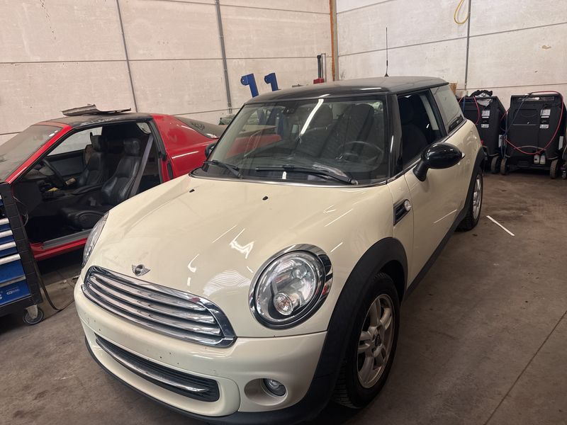 MINI Cooper 2012m. Benzinas Mechaninė