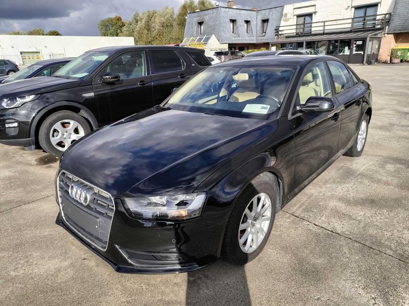Audi A4 1.8 TFSI Attraction 2015m. Benzinas Automatinė